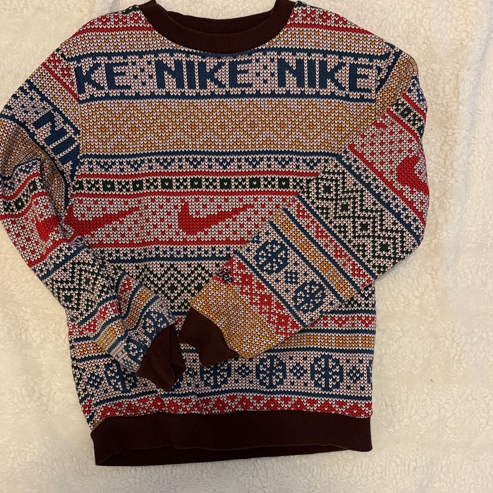 Nike Multicolor Crewneck Sweater with Geometric Motifs